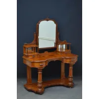 Zdjęcie Antyczna toaletka z XIX wieku