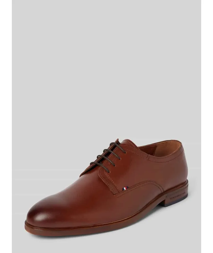 obrazek 1 Buty derby skórzane z detalem z logo model ‘THUNIT’