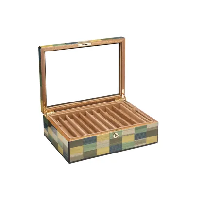 Picture Luxurious pen box made of mahogany in green colors