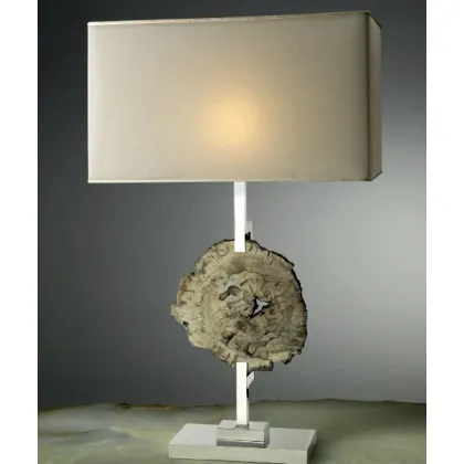 Zdjęcie Gustowna lampa stołowa z niklowanego mosiądzu i drewna kopalnego