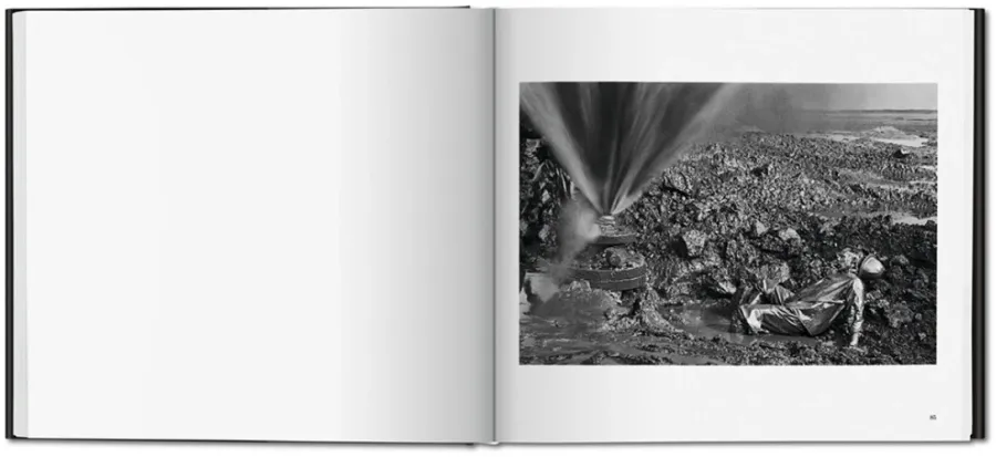 obrazek 6 Książka Sebastião Salgado. Kuwejt. Pustynia w ogniu - Taschen
