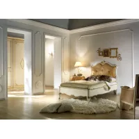 Zdjęcie Antyczne włoskie łóżko do wyjątkowej sypialni