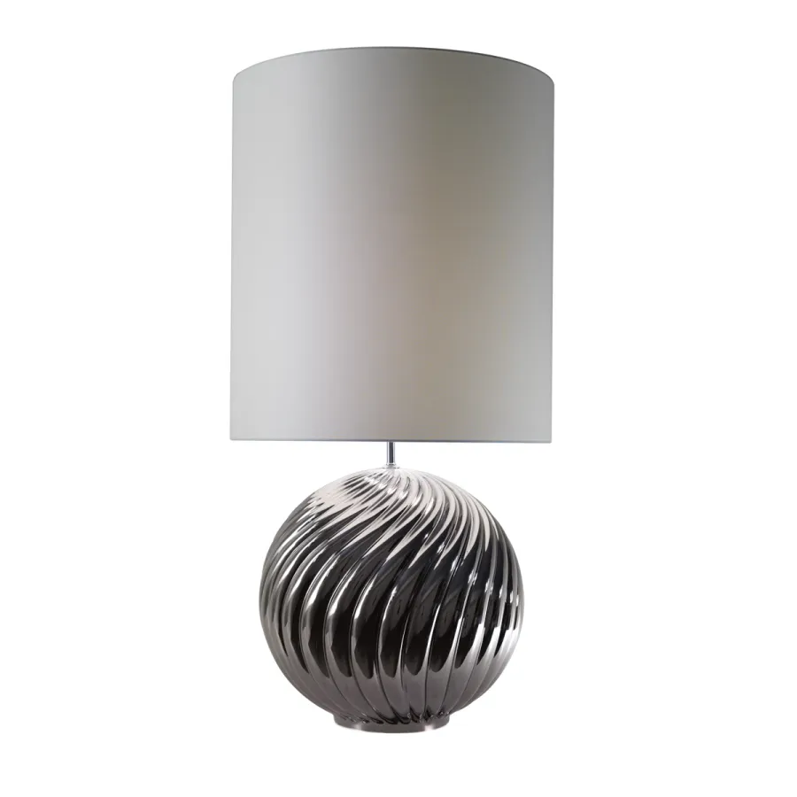 obrazek 1 Włoska piękna lampa stołowa H.40xL.40xP.40 cm