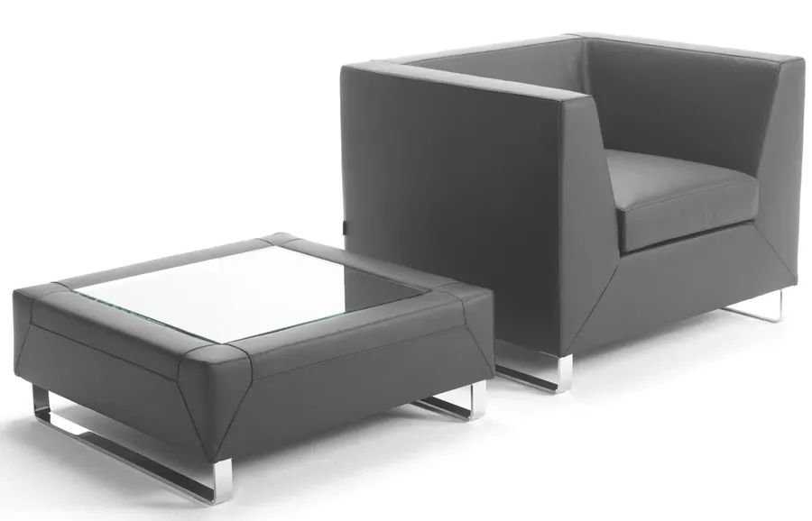 obrazek 3 Solidny i wygodny fotel z Włoch - GoBeyond