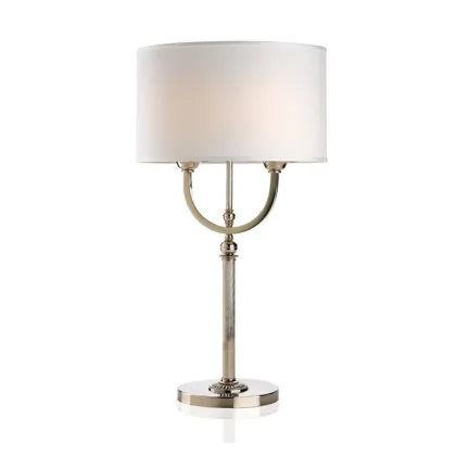 Zdjęcie Nieszablonowa lampa na biurko z abażurem