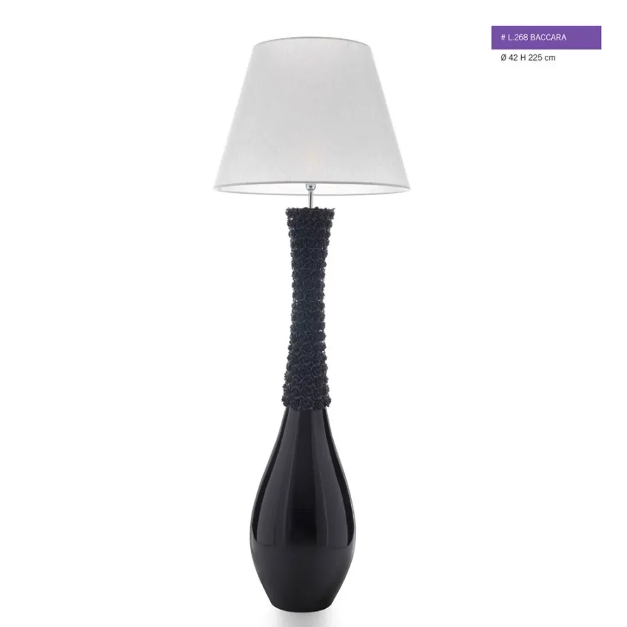 obrazek 1 Oryginalna ceramiczna z czarnymi różami 225cm