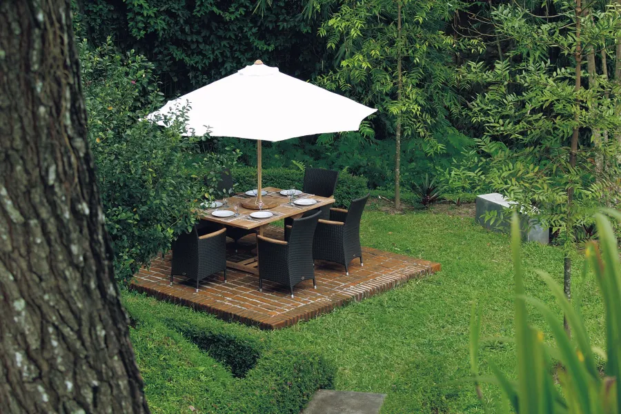 obrazek 3 Wyjątkowy fotel do jadalni Maui z czarnego rattanu