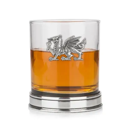 Zdjęcie Stylowa szklanka do whisky z walijskim smokiem w kolorze miedzi – prezent dla konesera whisky