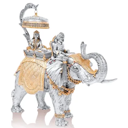 Zdjęcie Maharadża - elegancka i stylowa włoska figura