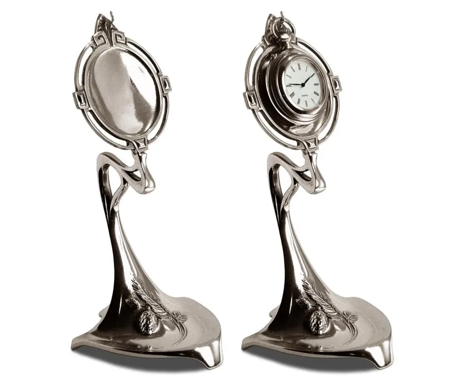 picture 1 Beautiful Art Nouveau decoration with a clock