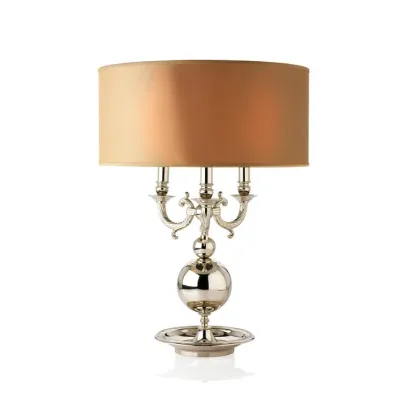 Zdjęcie Włoska lampa odlana z mosiądzu z trzema lampami