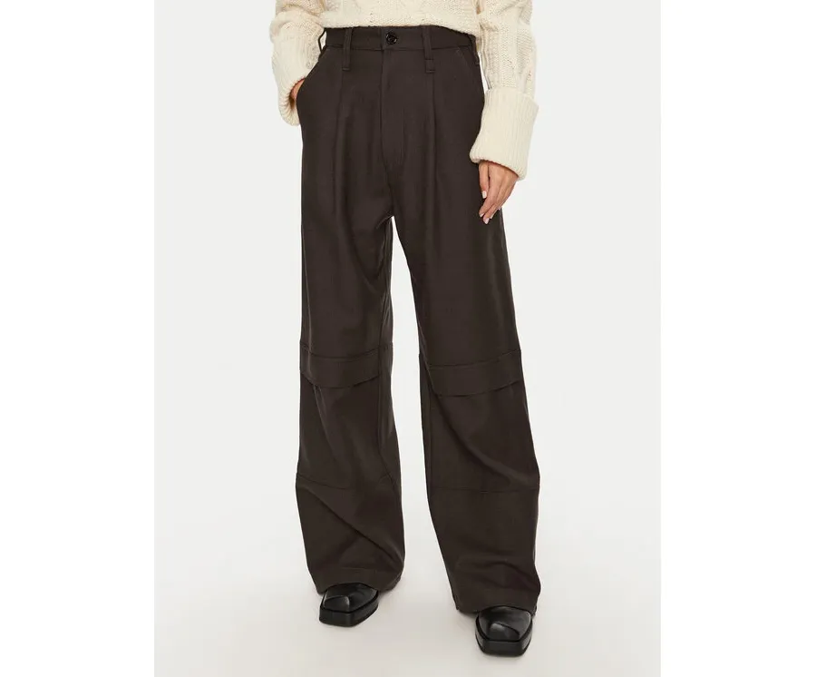 obrazek 1 AMI PARIS Spodnie materiałowe FTR305.WV0018 Brązowy Relaxed Fit