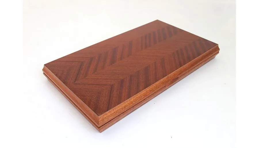 obrazek 3 Ekskluzywny zestaw drewniany do gry w backgammon - 49x44 cm