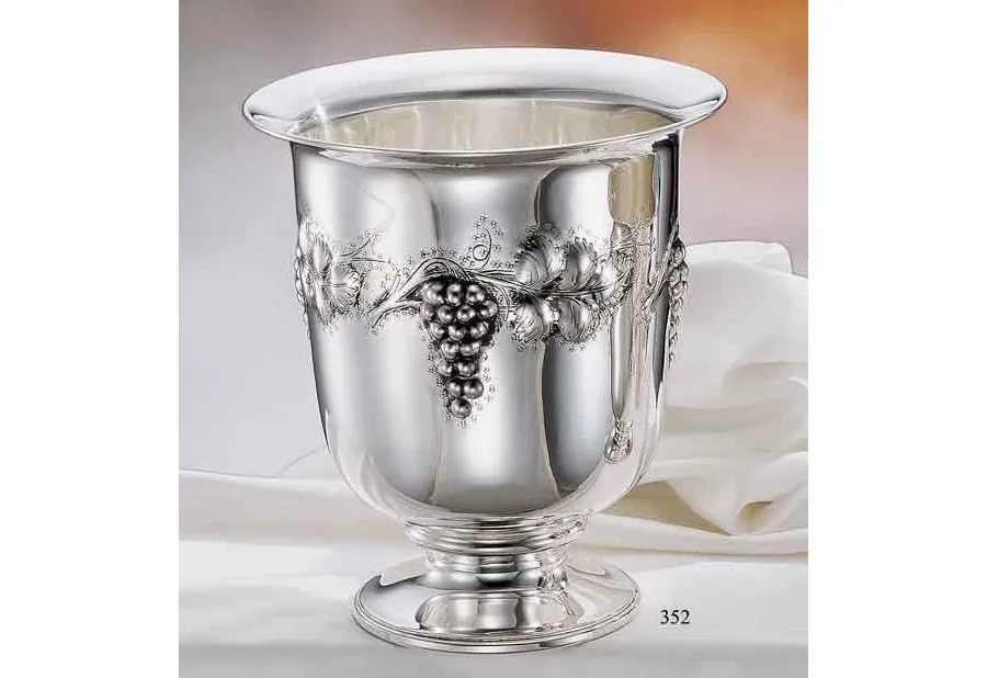 picture 1 Big Silver Cooler 352