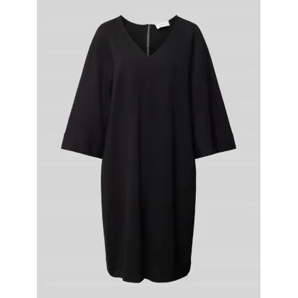 Zdjęcie Sukienka o długości do kolan z zaokrąglonym dekoltem w serek