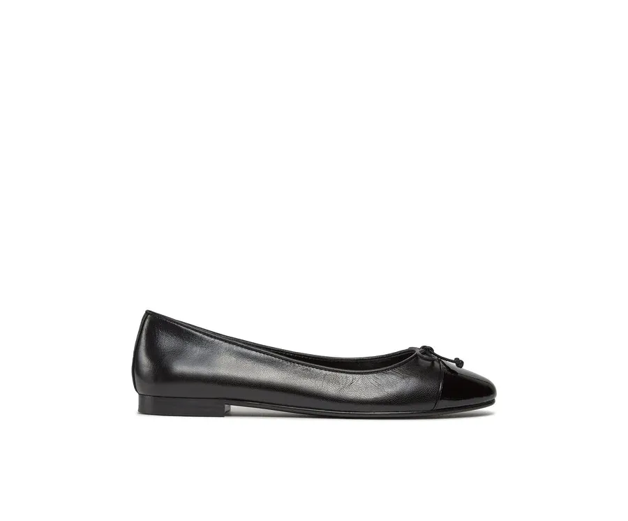 obrazek 1 Tory Burch Baleriny Cap-Toe Ballet 154511 Czarny
