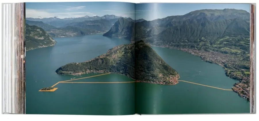 obrazek 13 Książka Christo and Jeanne-Claude. The Floating Piers, Art Edition No. 41–60 (Collage) - Taschen