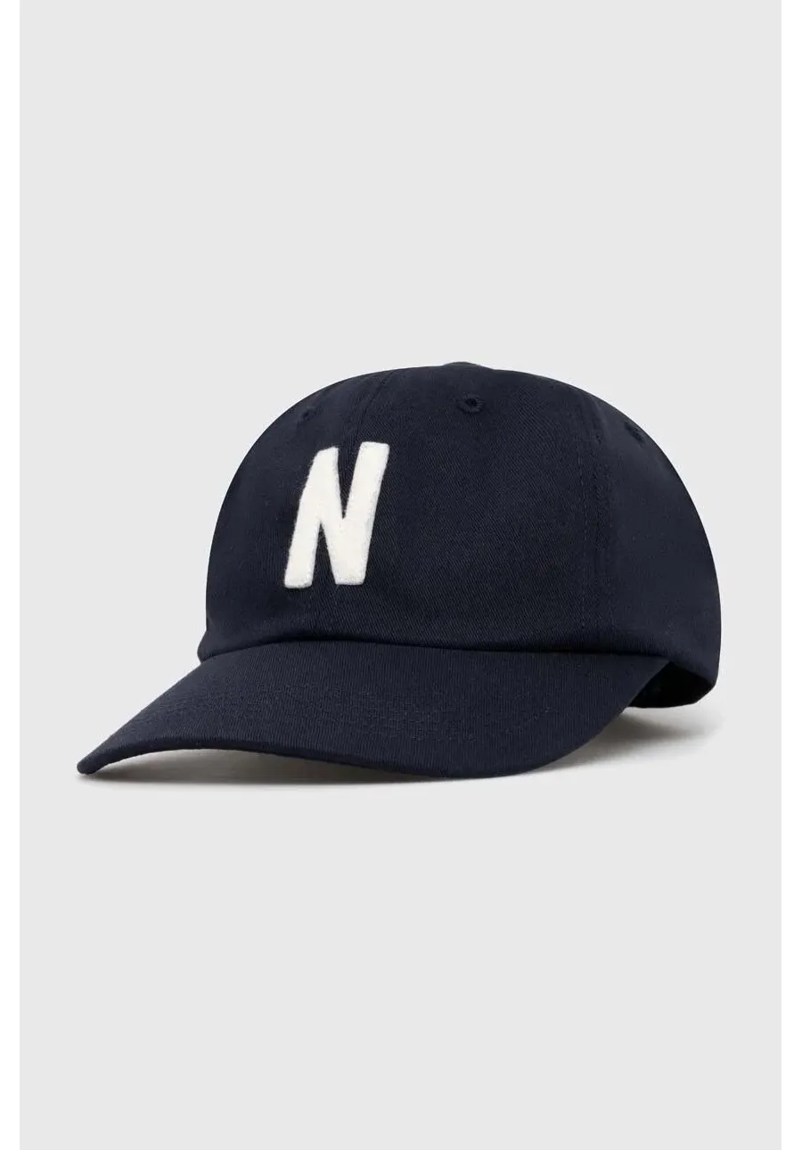 obrazek 1 Norse Projects czapka z daszkiem bawełniana Felt N Twill Sports Cap kolor granatowy z aplikacją N80.0128.7004