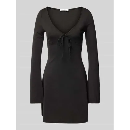 Zdjęcie Sukienka mini z dekoltem w serek