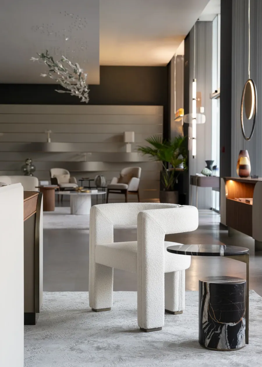 obrazek 13 Elskluzywny włoski fotel do salonu