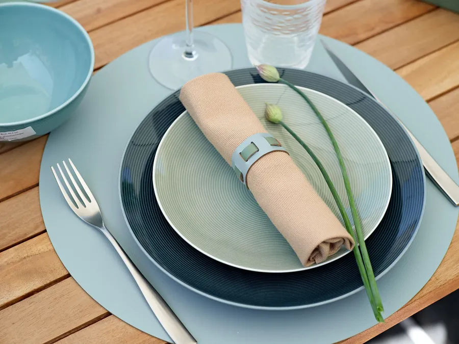 obrazek 4 Wyjątkowa skórzana obrączka Ø5 cm na serwetkę stołową