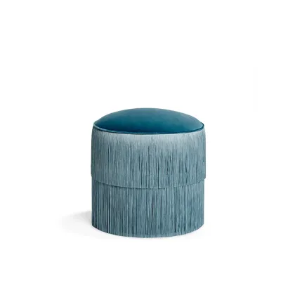 Zdjęcie Elegancka pufa z frędzlami do stylowych wnętrz - Munna