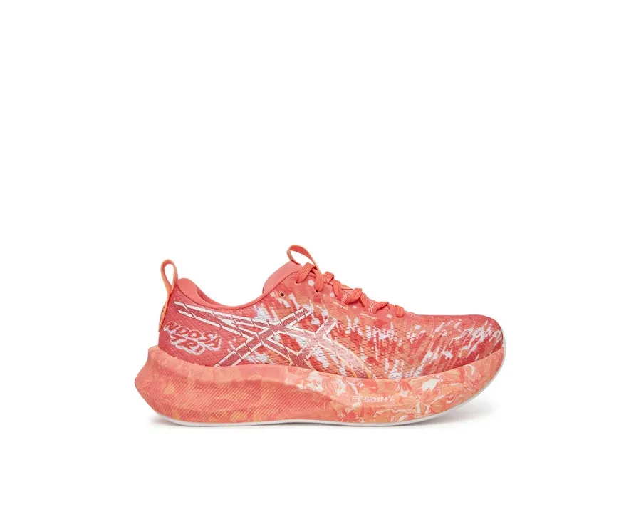 obrazek 1 Asics Buty do biegania Noosa Tri 16 1012B675 Czerwony