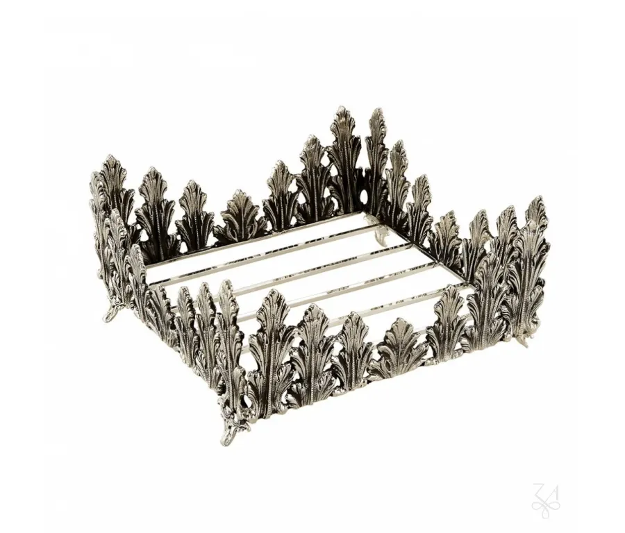 obrazek 1 Oryginalny srebrny serwetnik zdobiony motywem liści - Zaramella Argenti