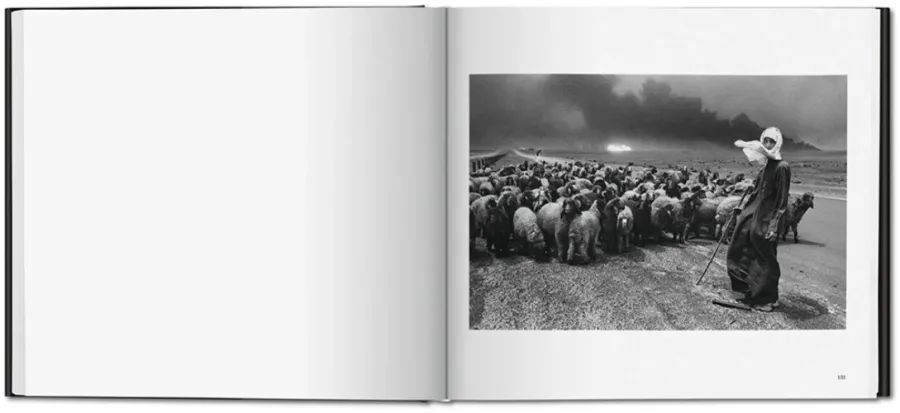 obrazek 7 Książka Sebastião Salgado. Kuwejt. Pustynia w ogniu - Taschen