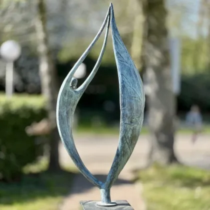 Zdjęcie Ekskluzywna rzeźba z brązu