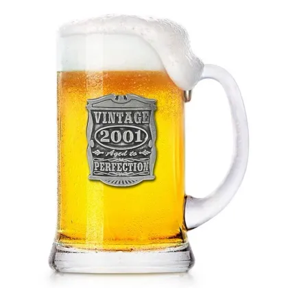 Zdjęcie Wspaniały kufel do piwa - prezent na wyjątkowe 21. urodziny