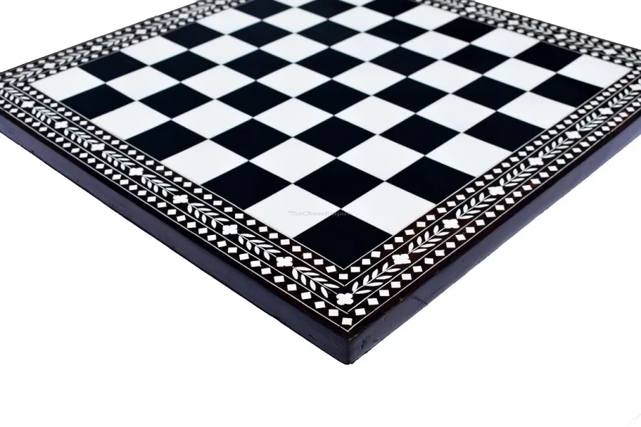 obrazek 4 Elegancka plansza do gry królewskiej idealna na upominek - The Chess Empire