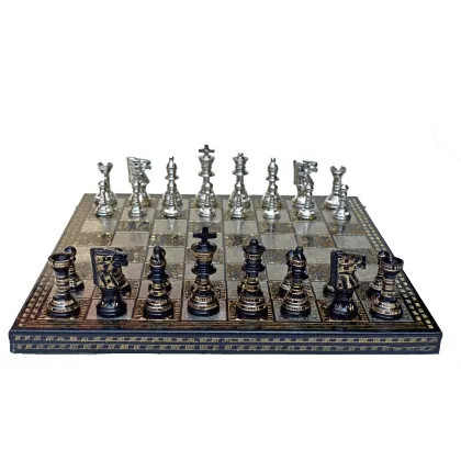 Zdjęcie Prestiżowy komplet szachowy sporządzony z mosiądzu - The Chess Empire