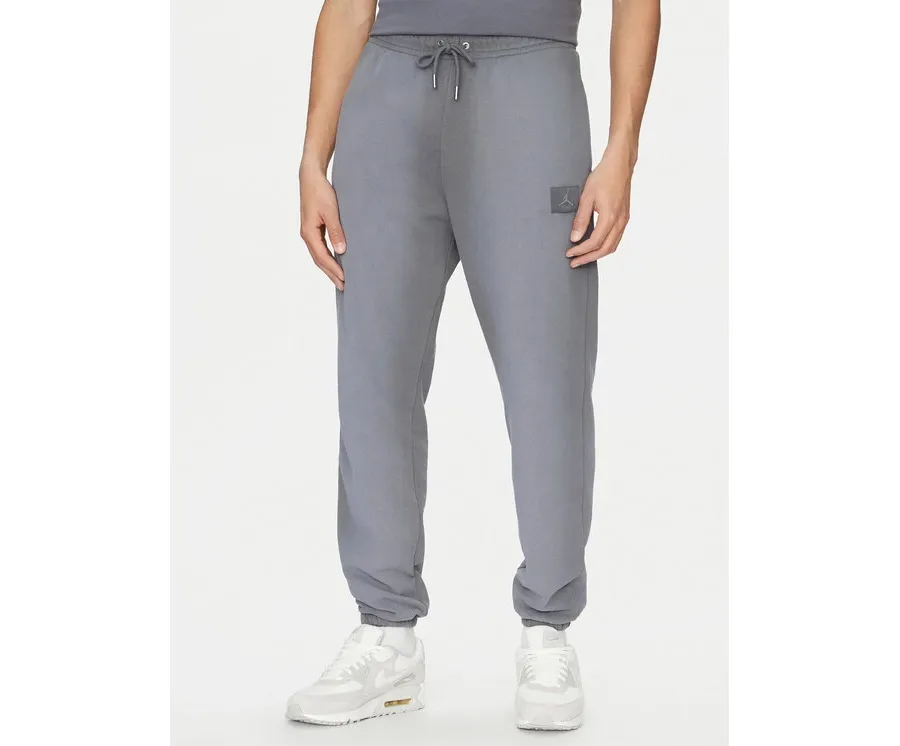 obrazek 1 Nike Spodnie dresowe FV7253 Szary Standard Fit