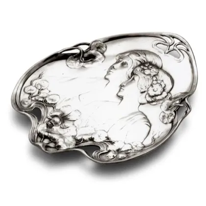 Zdjęcie Piękna taca na toaletkę - podstawka na biżuterię