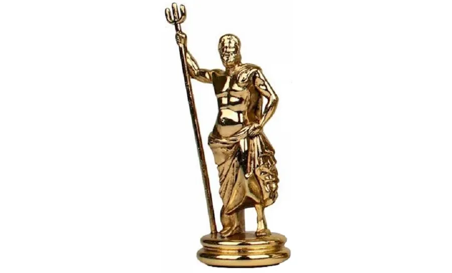 picture 1 Ancient Olympic Games – a refined set of chess pieces