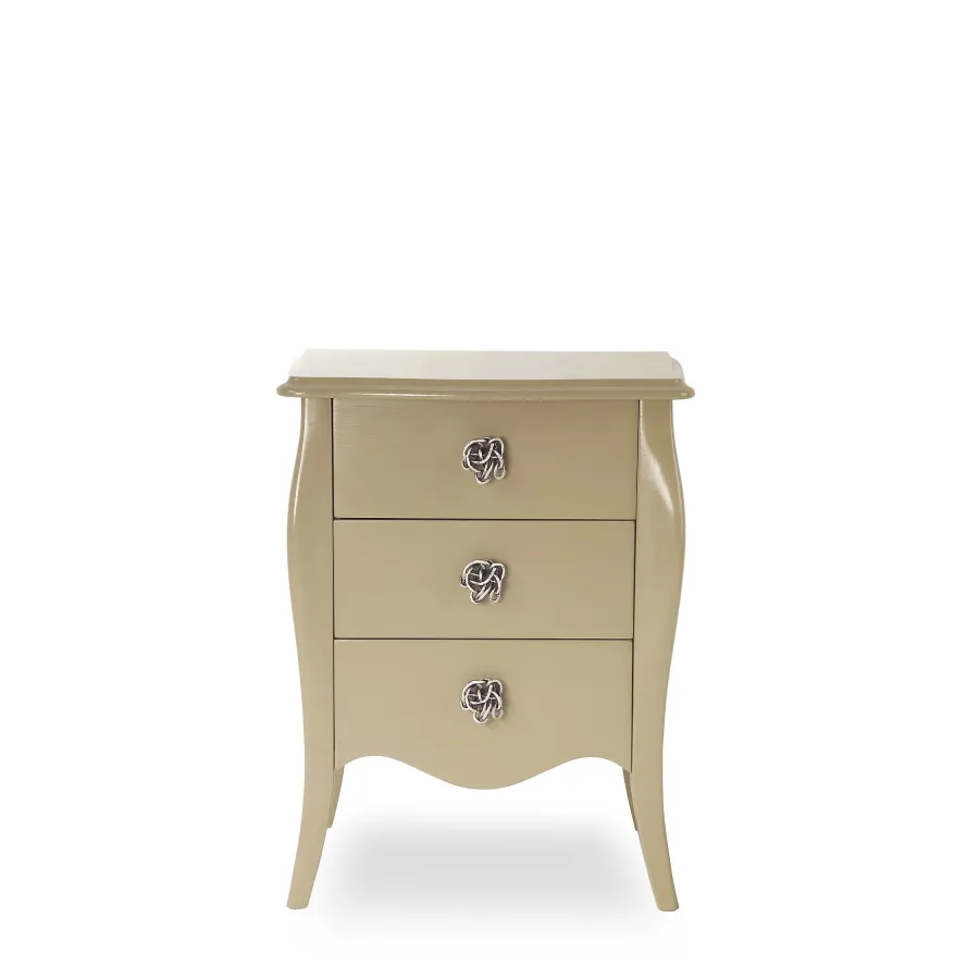 obrazek 1 Praktyczny stolik nocny z 3 szufladami włoskiego producenta - H.67x L.52 x P.37 cm