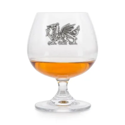 Zdjęcie Piękny prezent - kieliszek do brandy z przedstawieniem walijskiego smoka