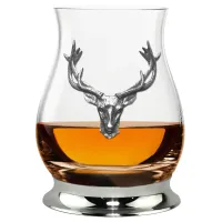 Picture A gift whiskey glass for hunting enthusiasts