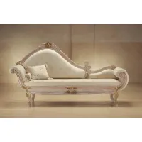 Picture A stylish couch for a luxurious living room in an antique style – Morello Gianpaolo