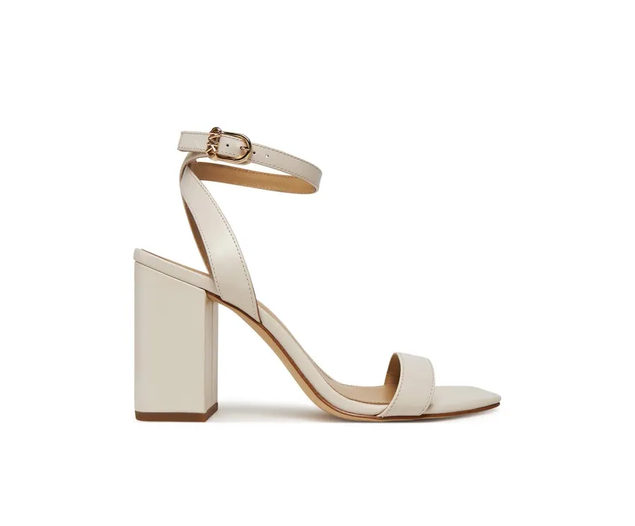 obrazek 1 MICHAEL Michael Kors Sandały Merriam 40S5MMHS1L Écru