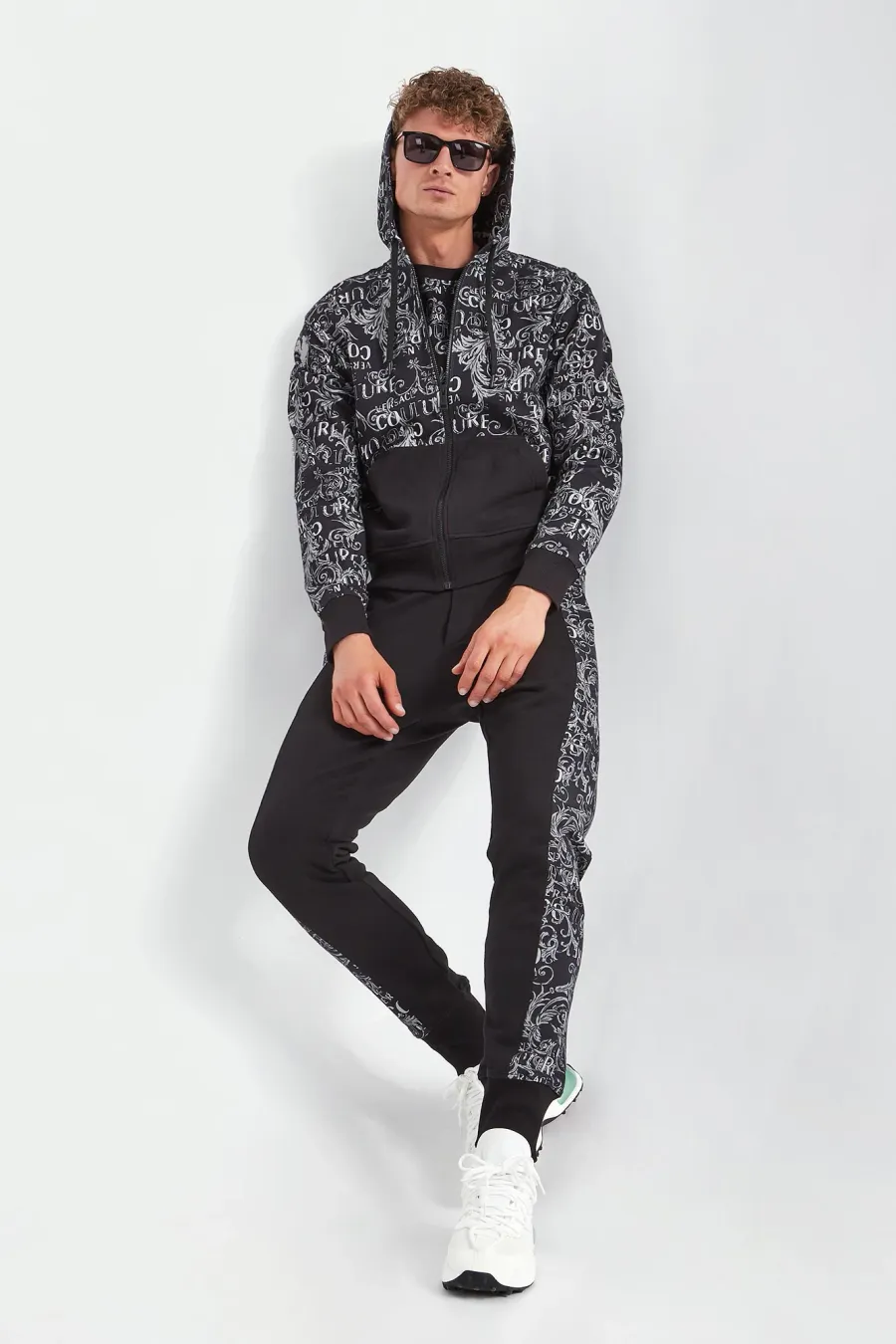 obrazek 1 Bluza dresowa męska VERSACE JEANS COUTURE Versace Jeans Couture