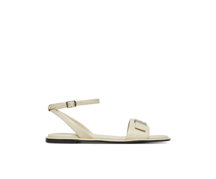 obrazek 1 Calvin Klein Sandały Flat Sandal W/Ck Hw - Lth HW0HW02367 Écru