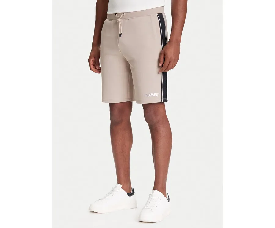 obrazek 1 Guess Szorty sportowe Z4RD04 KB3P2 Beżowy Regular Fit