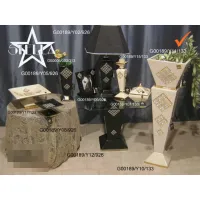 Zdjęcie Oryginalna ceramiczna beżowa doniczka do salonu