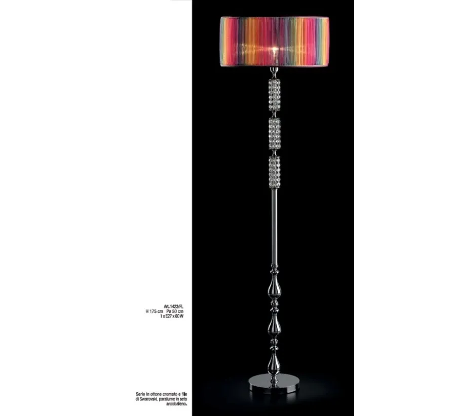 obrazek 1 Lampa podłogowa z chromowanego mosiądzu z rzędami Swarovskiego i kloszem z tęczowego jedwabiu – Il Paralume Marina