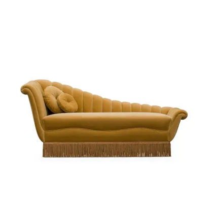 Picture A prestigious living room couch