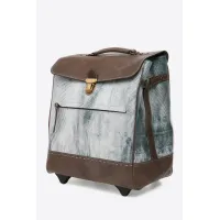 Zdjęcie Stylowa torba na kółkach dla podróżujących - terrida