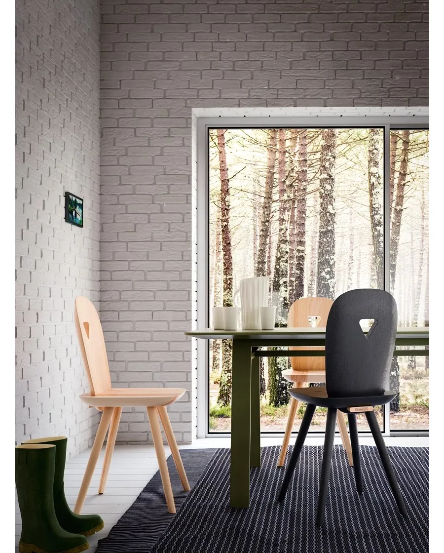 obrazek 4 Dwa Oryginalne, Designerskie Krzesła z Włoch do Minimalistycznego Salonu - Casamnia Horm