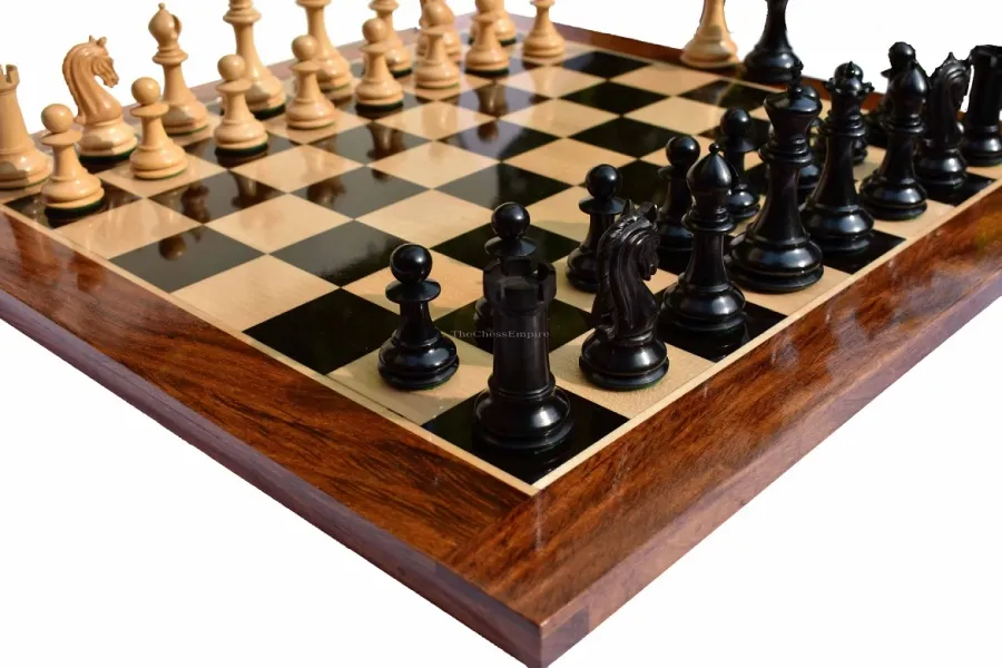 obrazek 3 Wytworny komplet St Joseph do gry w szachy - The Chess Empire